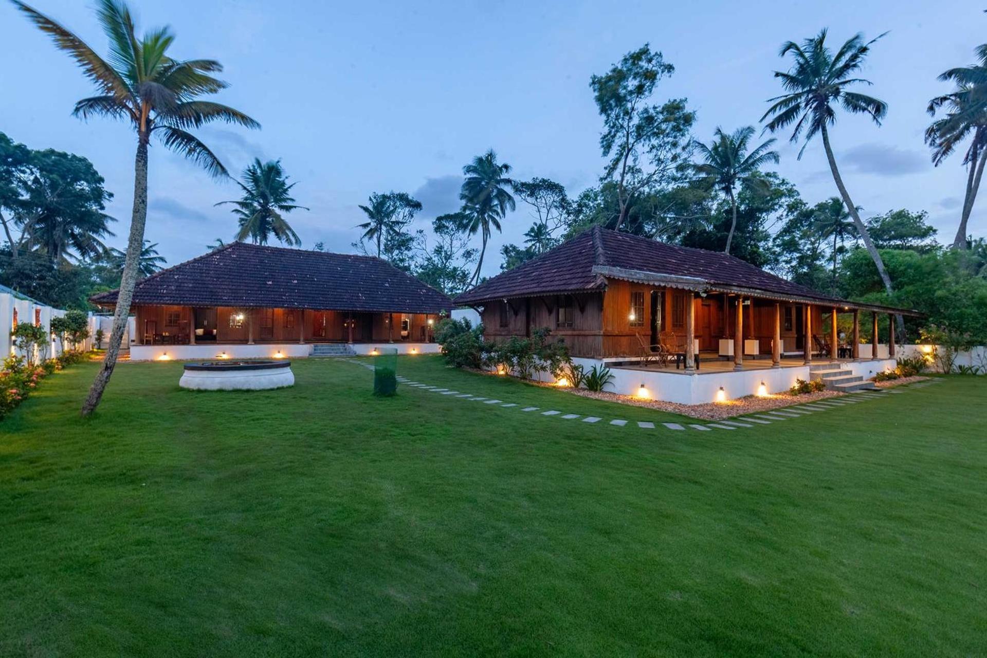 Deshadan'S Tarangi Beach Villas,Marari Марарикулам Экстерьер фото